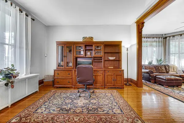 1646 Cleveland AVE, Whiting, IN 46394