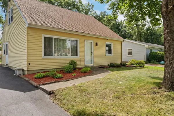 715 Devonshire RD, Valparaiso, IN 46385