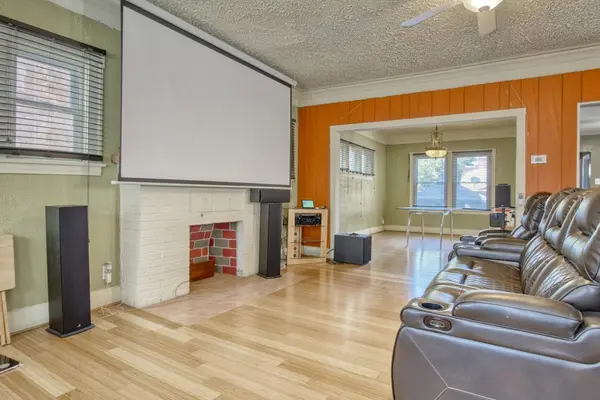 7 Elizabeth ST, Hammond, IN 46320