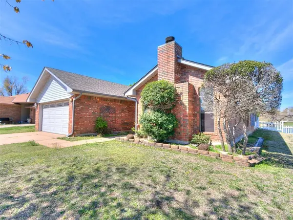 7317 Louisburg DR, Oklahoma City, OK 73162