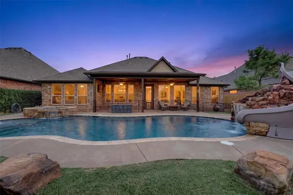 9021 NW 148th PL, Yukon, OK 73099