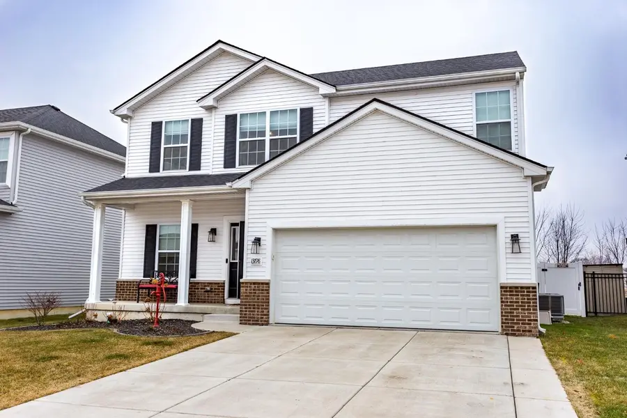 13198 Roosevelt PL, Crown Point, IN 46307