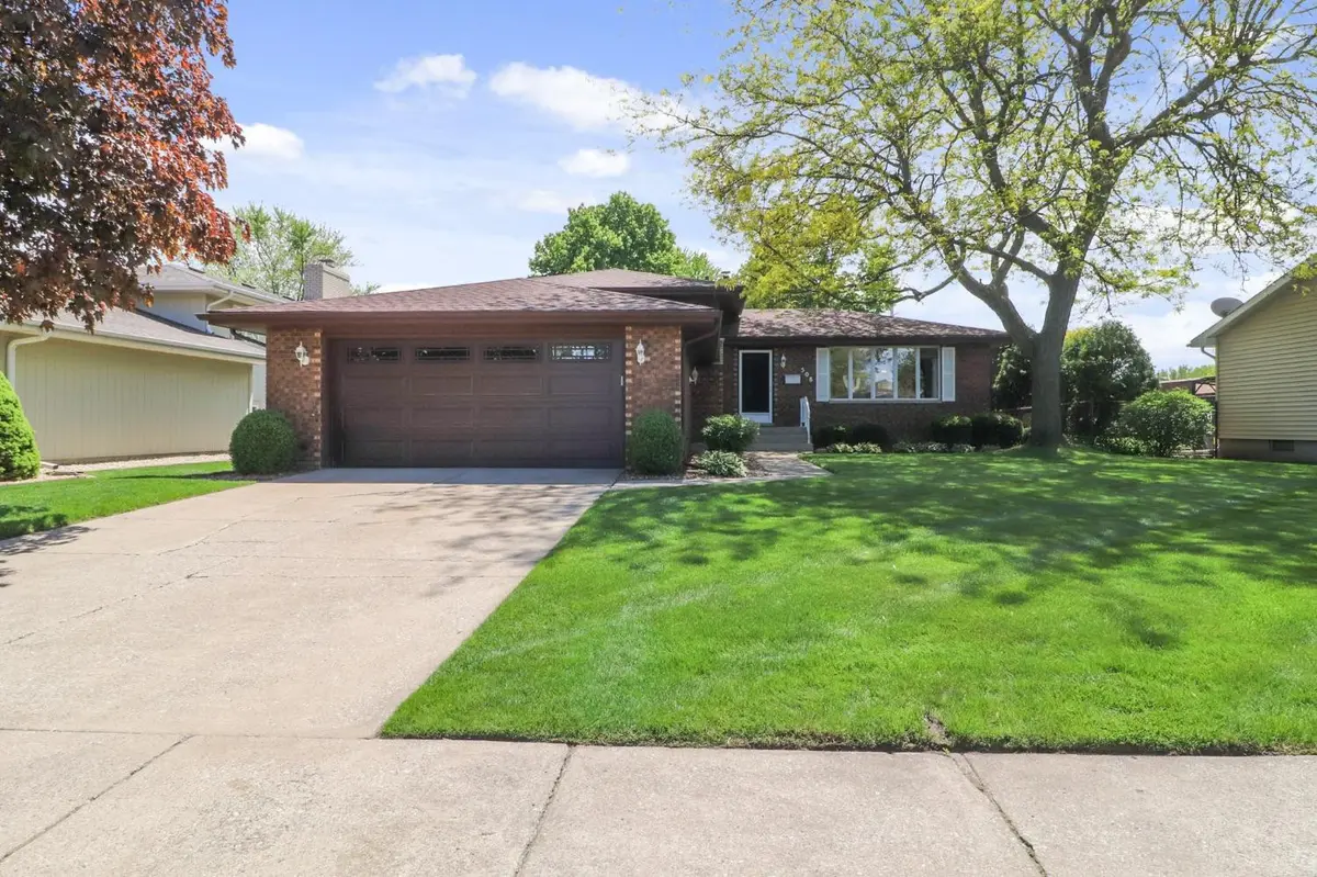 508 Fisher Place, Munster, IN 46321