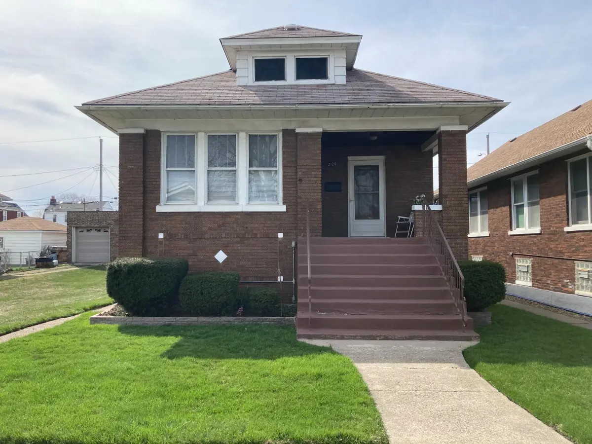 2120 Wespark Avenue, Whiting, IN 46394