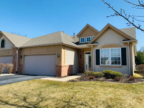 1605 Schaller LN, Dyer, IN 46311