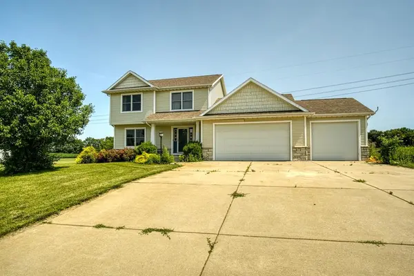 3405 S Tracy Allyn DR, La Porte, IN 46350