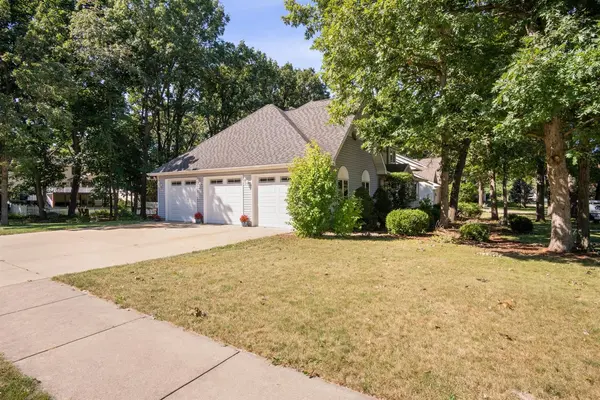 5007 70th AVE, Schererville, IN 46375