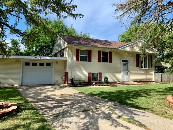 617 Southwind DR, Michigan City, IN 46360