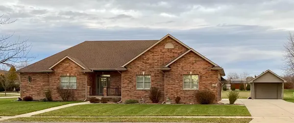 8461 Magnolia ST, St. John, IN 46373
