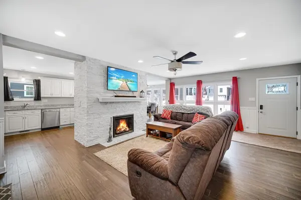 1005 Center ST, Valparaiso, IN 46385