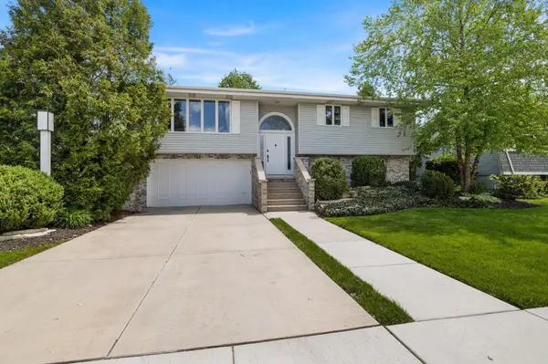 601 Pierce AVE, Dyer, IN 46311