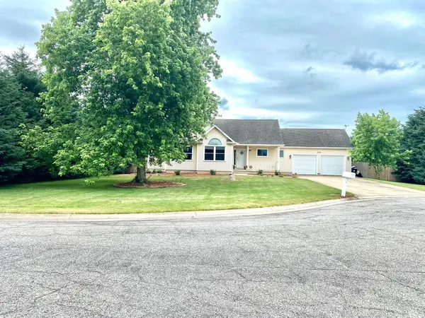 354 Nathan TER, Valparaiso, IN 46383