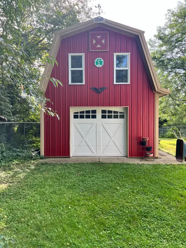 11694 W 300, Westville, IN 46391