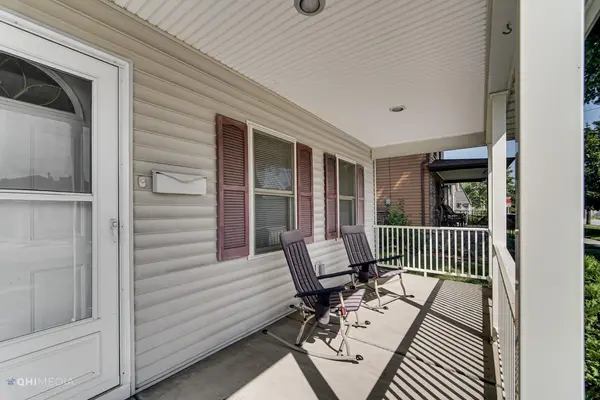 405 N Grant ST, Crown Point, IN 46307