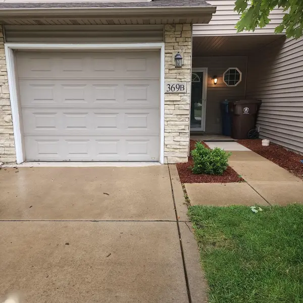 369 S Boo RD #B, Burns Harbor, IN 46304