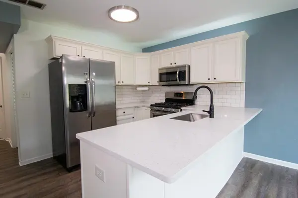 369 S Boo RD #B, Burns Harbor, IN 46304