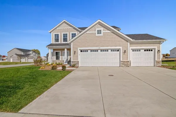 219 Grandale DR, Valparaiso, IN 46385