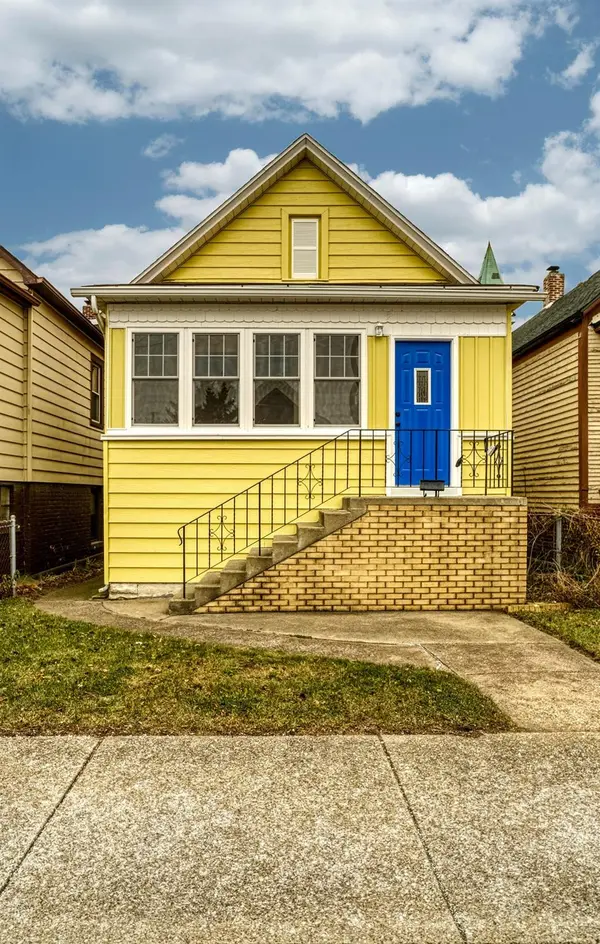 1018 Reese AVE, Whiting, IN 46394