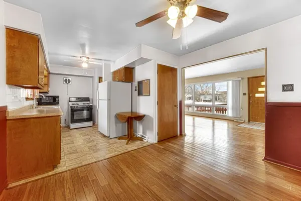 8053 Howard AVE, Munster, IN 46321