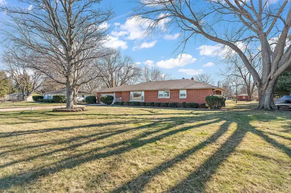 462 W 250, La Porte, IN 46350