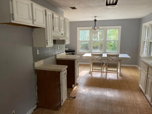 30 Indian Trail, Merrillville, IN 46410