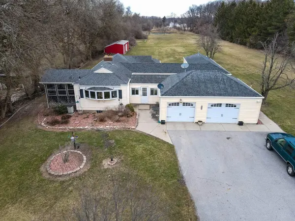 5920 E 73rd AVE, Merrillville, IN 46410