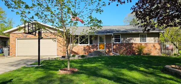 612 Pinetree DR,  Trail Creek,  IN 46360