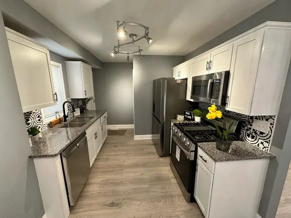 4343 E 12th PL, Gary, IN 46403