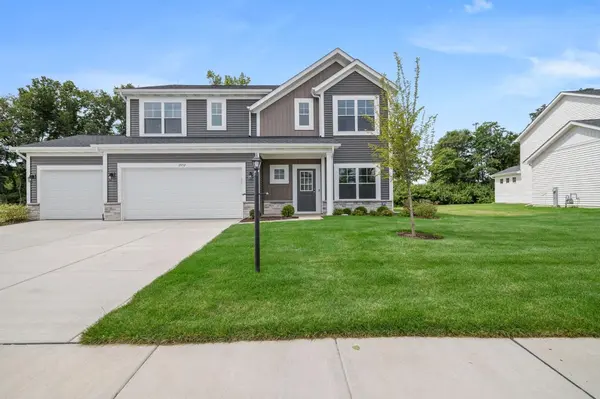 2452 Dunewood ST, Portage, IN 46368