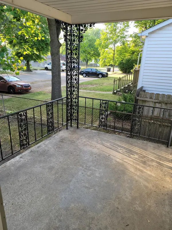 2929 New Hampshire ST, Lake Station, IN 46405