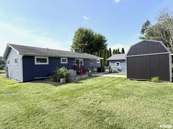 1633 N FARNHAM ST, Galesburg, IL 61401