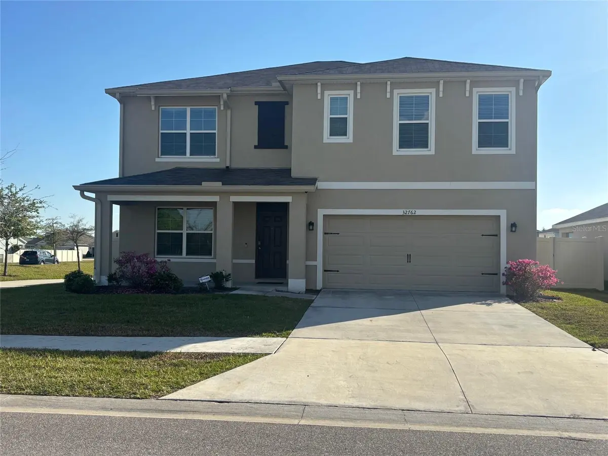 32762 PEZ LANDING LN, Wesley Chapel, FL 33543