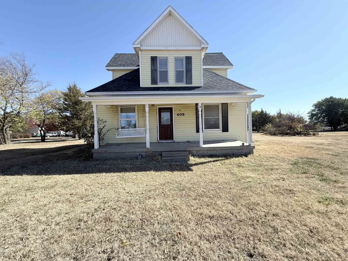 405 Main, Hope, KS 67451