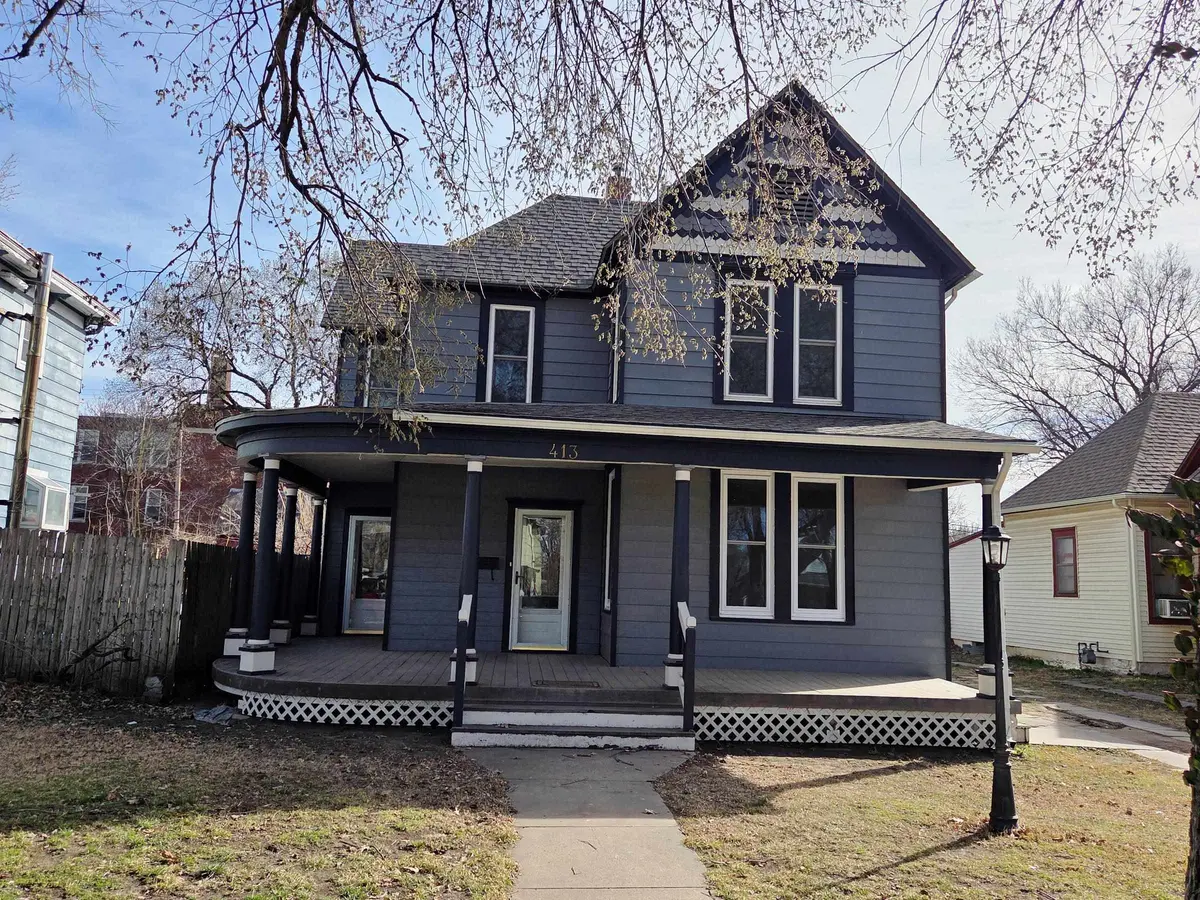413 W Broadway St, Newton, KS 67114