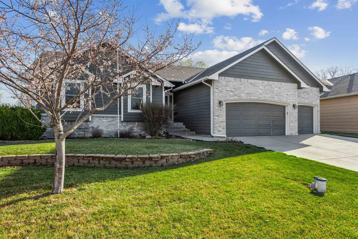 110 S Maple Dunes St, Wichita, KS 67235