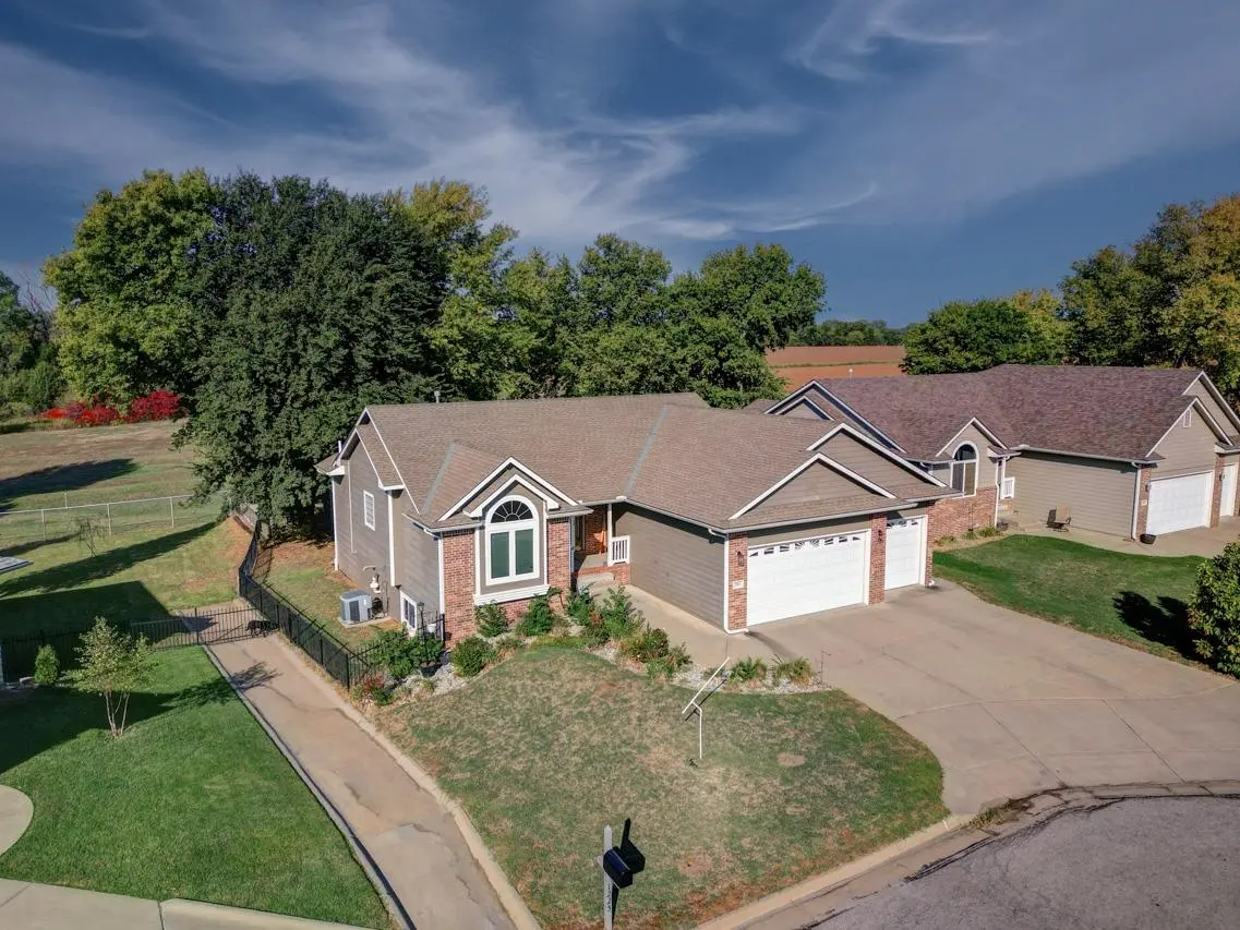 2801 Levi Dr, Arkansas City, KS 67005