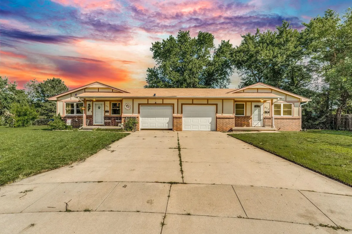 623 N Pamela Cir, Wichita, KS 67212