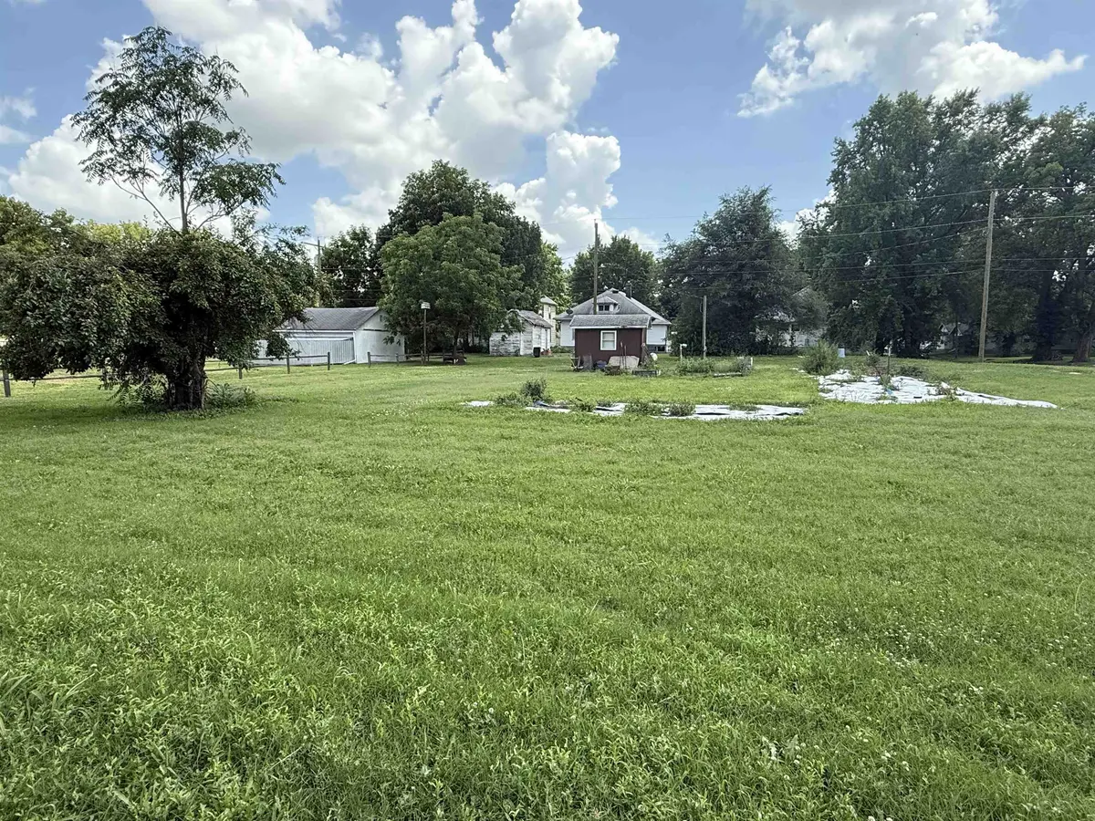 000 W North St., Marion, KS 66861-0000