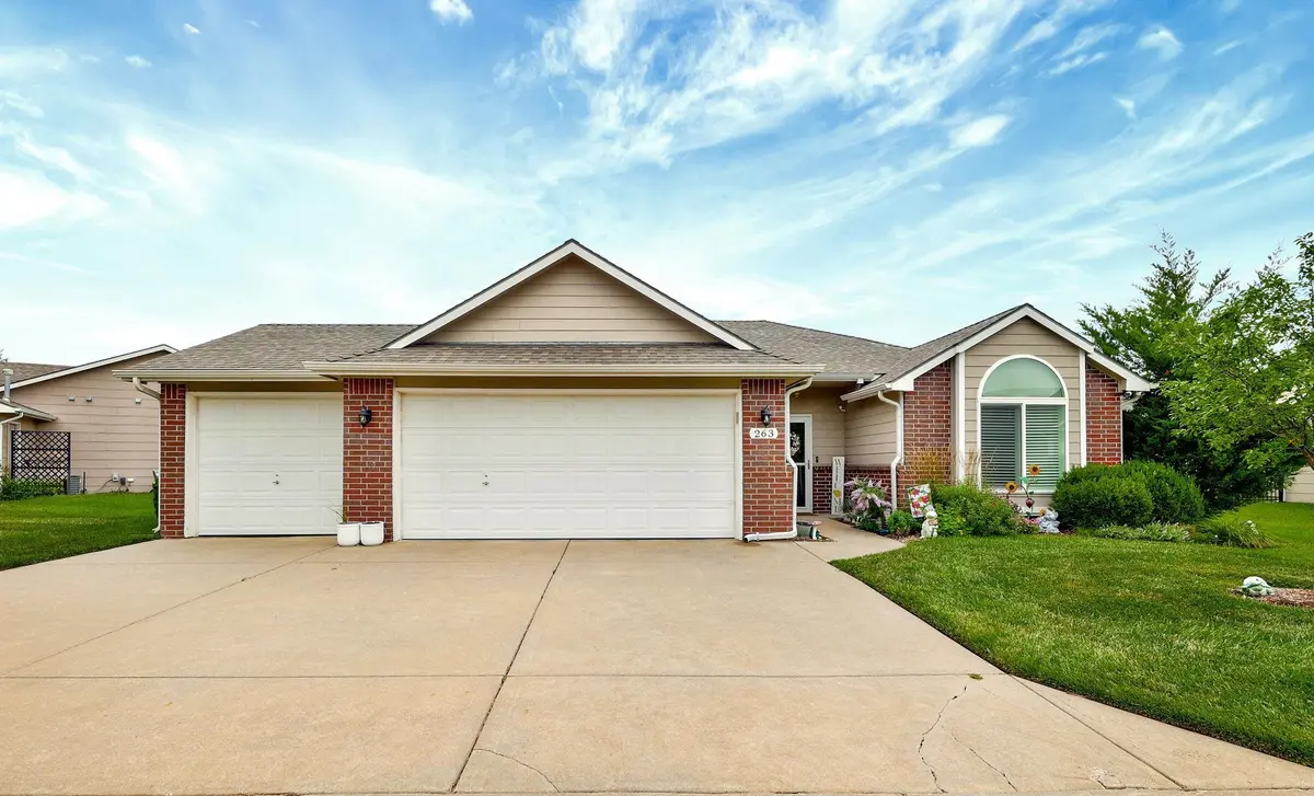 2022 S Webb Rd #263, Wichita, KS 67207-5619