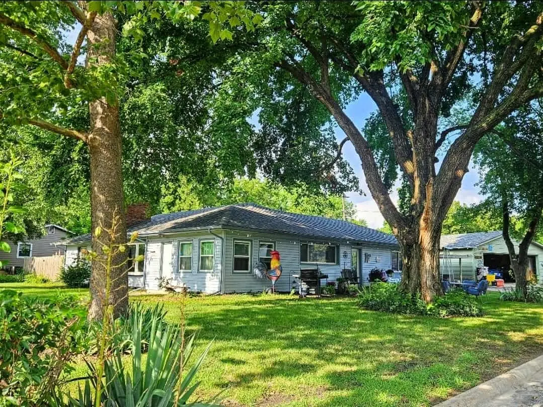 202 N Locust ST, Whitewater, KS 67154