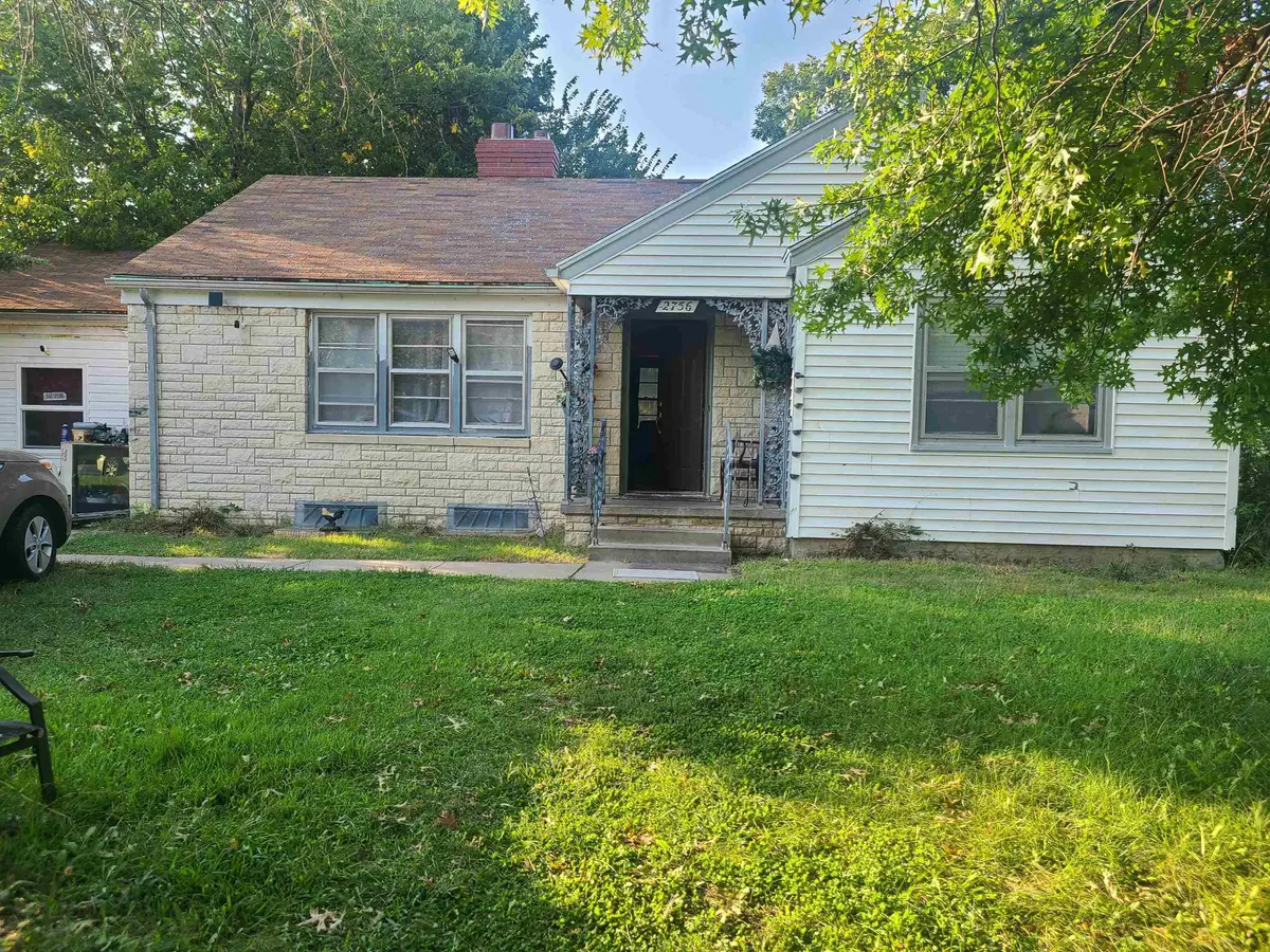 2756 E Rivera St, Wichita, KS 67211