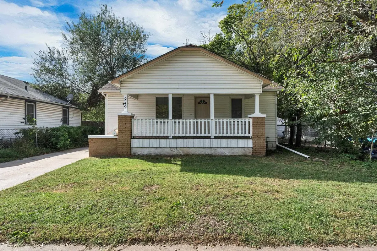 249 N Meridian Ave, Wichita, KS 67203