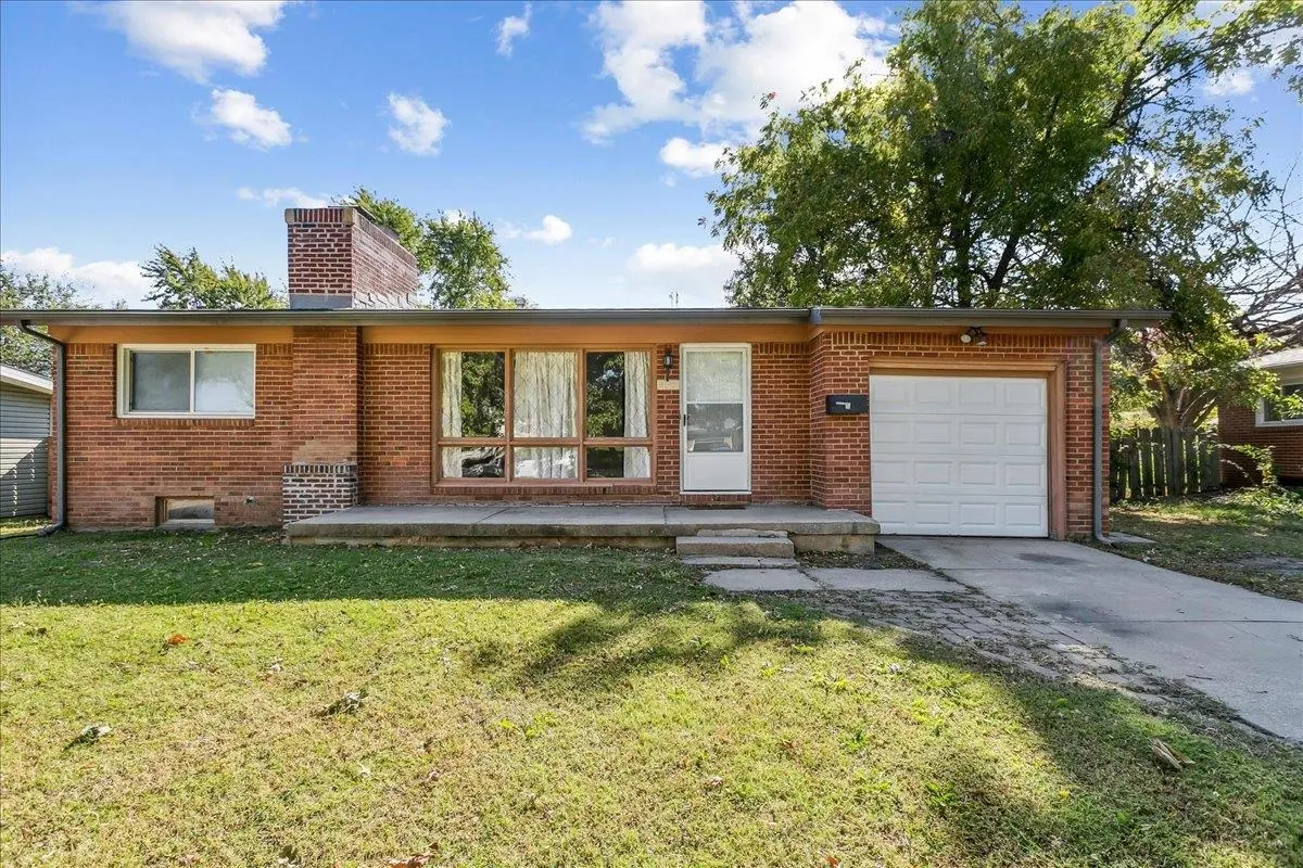 8203 E Indianapolis, Wichita, KS 67207