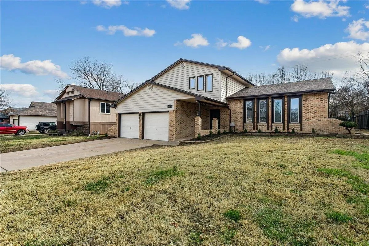 8425 E Mount Vernon St, Wichita, KS 67207