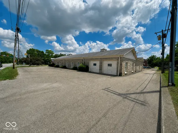 1202 S Lynhurst DR, Indianapolis, IN 46241
