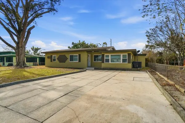 3022 HICKORY ST NW, Winter Haven, FL 33881