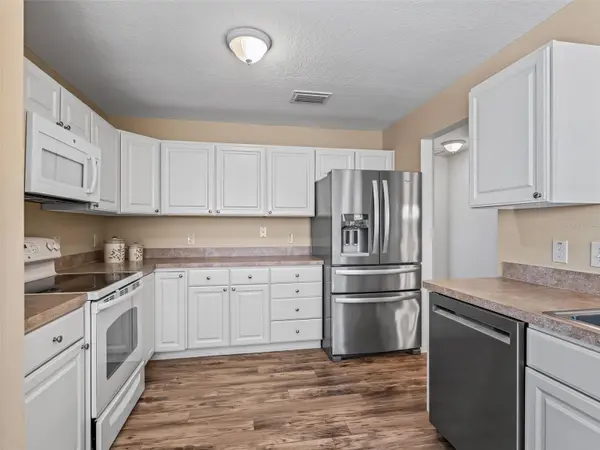 1906 HARSTON TRL, The Villages, FL 32162