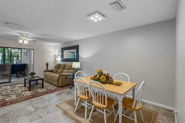 2746 SW 14 DR #2746, Gainesville, FL 32608