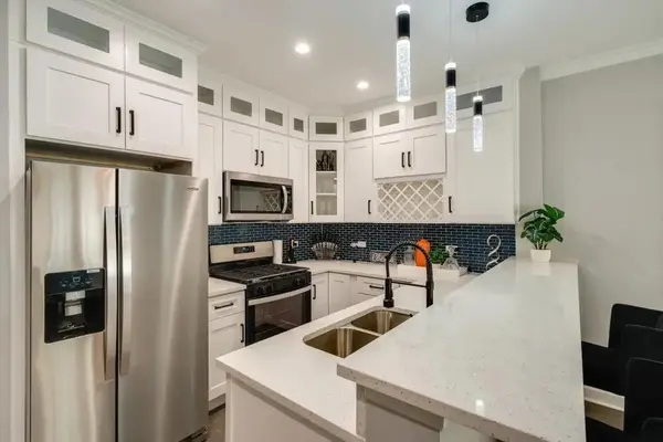 4634 S Langley AVE #1, Chicago, IL 60653