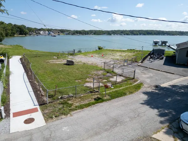 13043 Polk ST, Cedar Lake, IN 46303